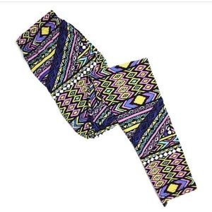 Patterned Soft Leggings